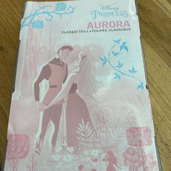 Disney Princess Aurora/Sleeping Beauty Barbie👑 - Picture 3 of 4